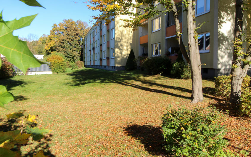 VERMIETUNG – Topp-modernisierte 3 – 4-Zimmer Endetagen-Wohnung in Ammersbek