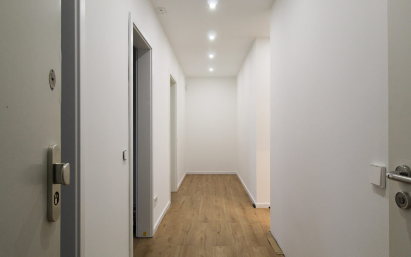 VERMIETUNG – Topp-modernisierte 3 – 4-Zimmer Endetagen-Wohnung in Ammersbek